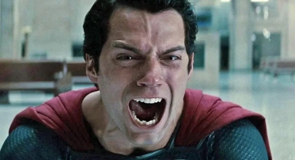 Henry Cavill está fora. Ator não viverá mais o Superman no cinema.